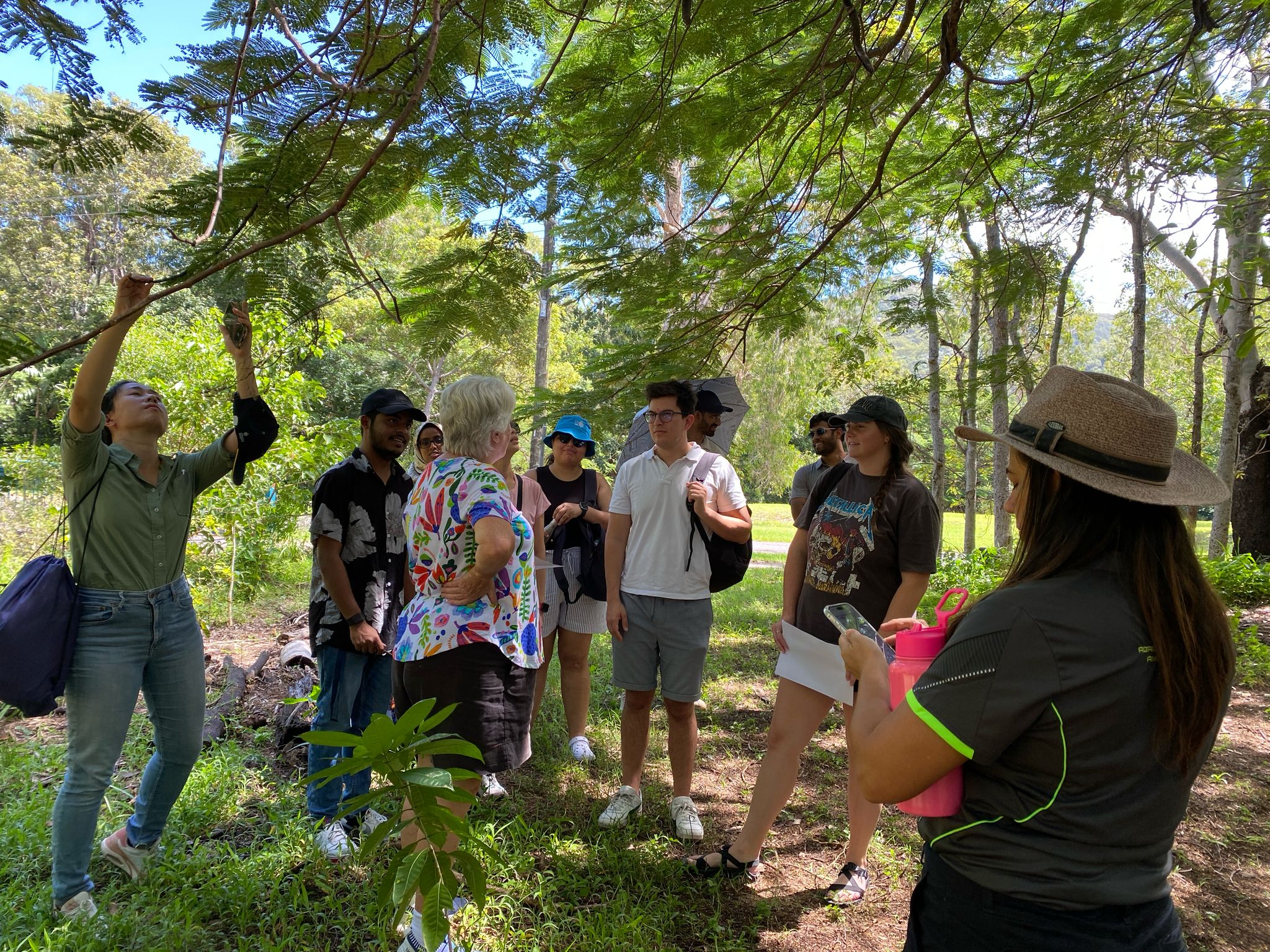 2025.04.10 Sustainability Enterprise Field Trip, Magnetic Island (Ana Leite de Almeida) (2)